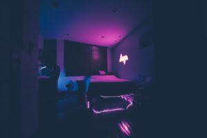 Obscurité et silence - Bien décorer sa chambre et l'optimiser pour un bon sommeil